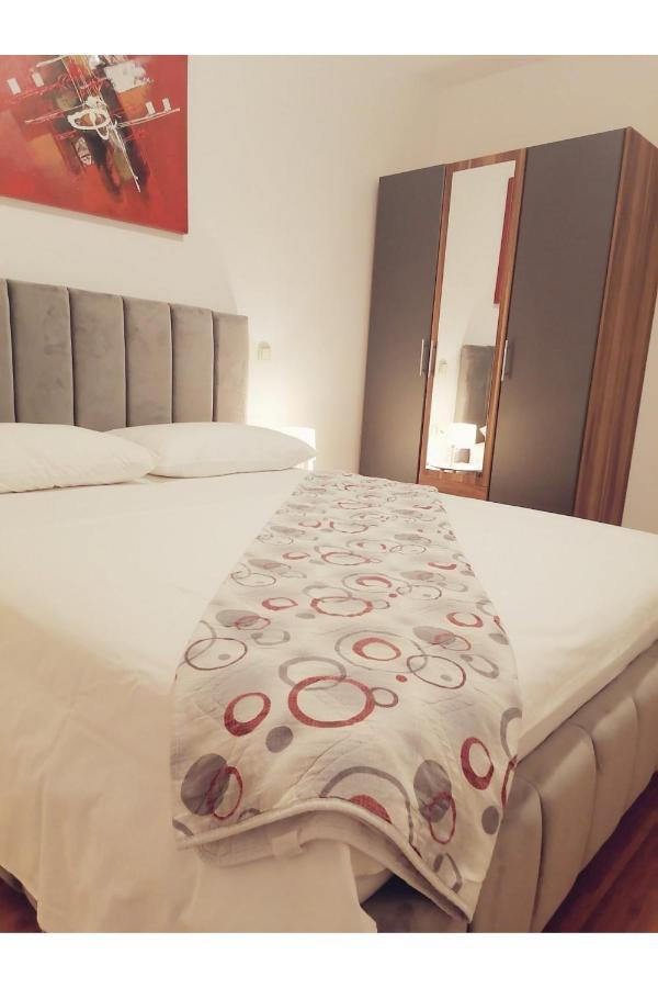 Apartments Alisa Brodarica  Dış mekan fotoğraf