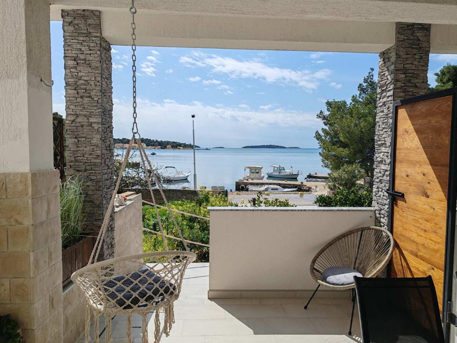 Apartments Alisa Brodarica  Dış mekan fotoğraf
