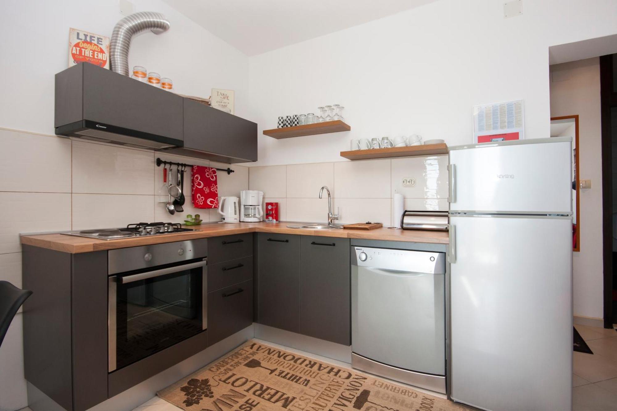 Apartments Alisa Brodarica  Dış mekan fotoğraf