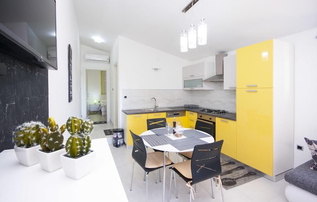 Apartments Alisa Brodarica  Dış mekan fotoğraf